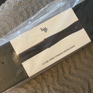 32mm titanium curling wand